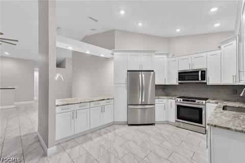 16550 Heron Coach Way 206, Fort Myers FL - photo 6 of 45