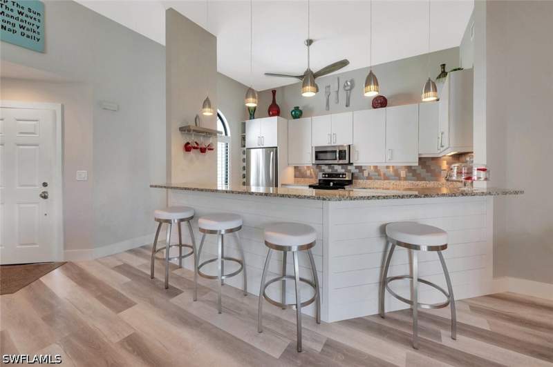 2 bedroom Condominium at 583 Beachwalk Cir Q-203, Beachwalk Gardens, Naples — photo 4
