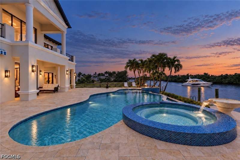 4 bedroom SingleFamilyResidence at 4842 SW 29th Ave, Cape Coral, Cape Coral — photo 3