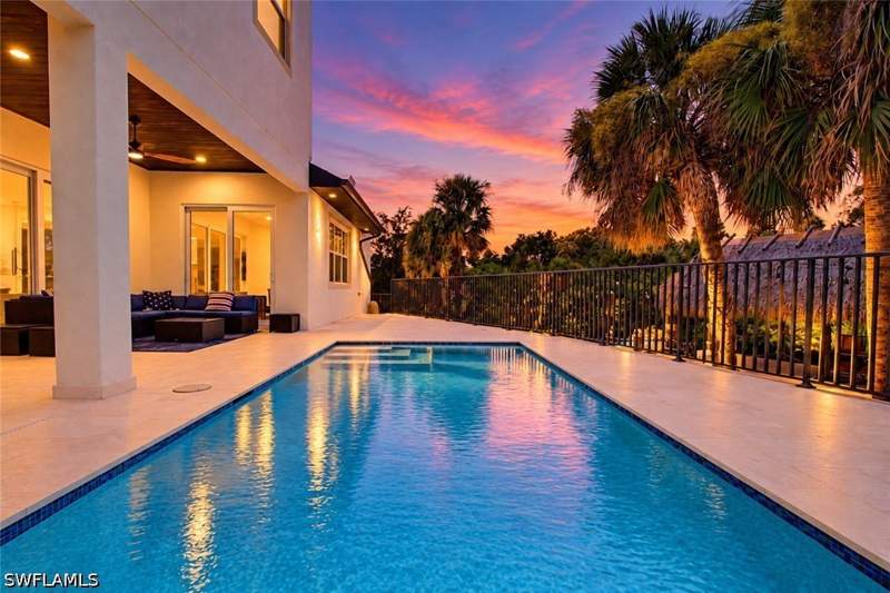 3 bedroom SingleFamilyResidence at 15361 River Cove Ct, Waterway Cove, North Fort Myers — photo 2