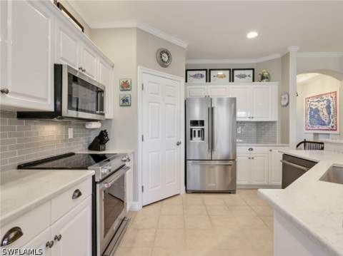 882 Carrick Bend Cir 102, Naples FL - photo 13 of 37