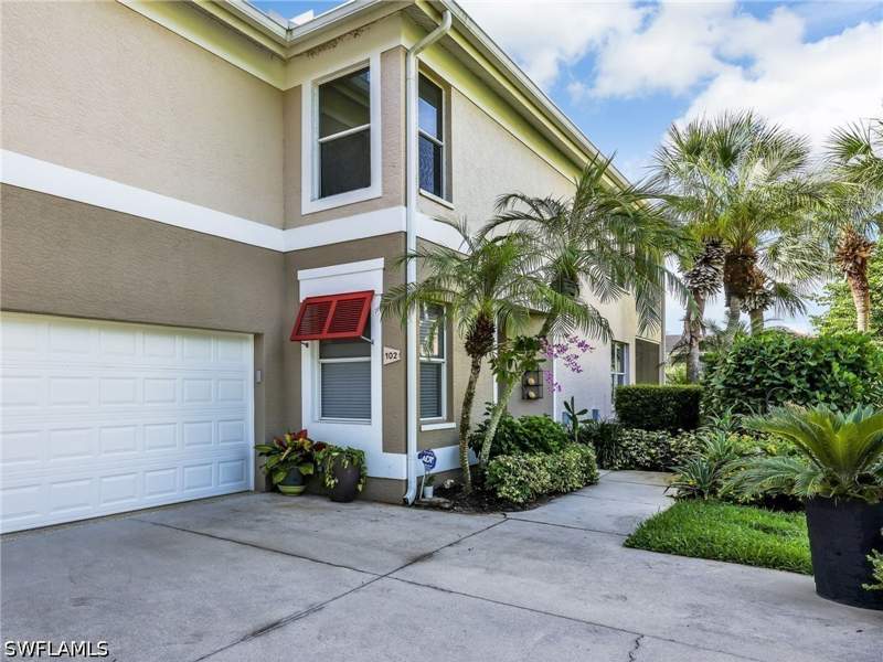 3 bedroom Condominium at 882 Carrick Bend Cir 102, Bimini, Naples — photo 5