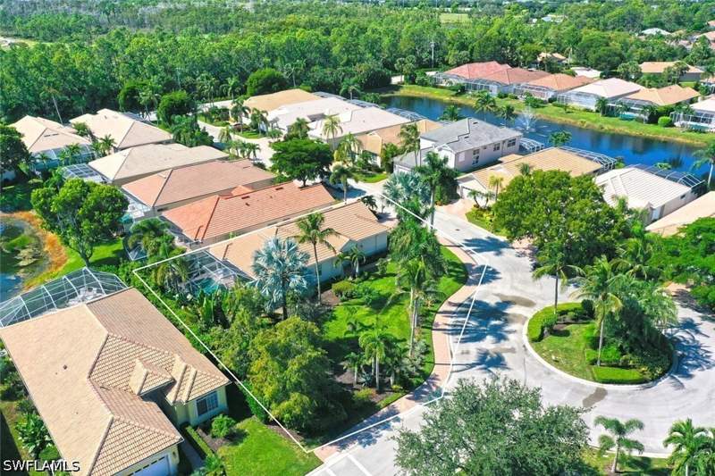 2 bedroom SingleFamilyResidence at 14798 Glen Eden Dr, Glen Eden, Naples — photo 2