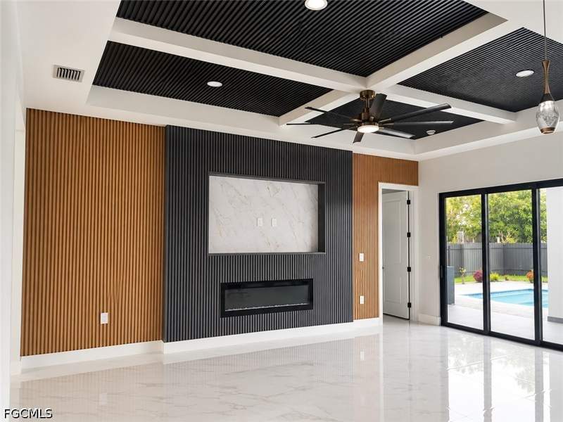 4 bedroom SingleFamilyResidence at 304 NW 1st Ter, Cape Coral, Cape Coral — photo 5