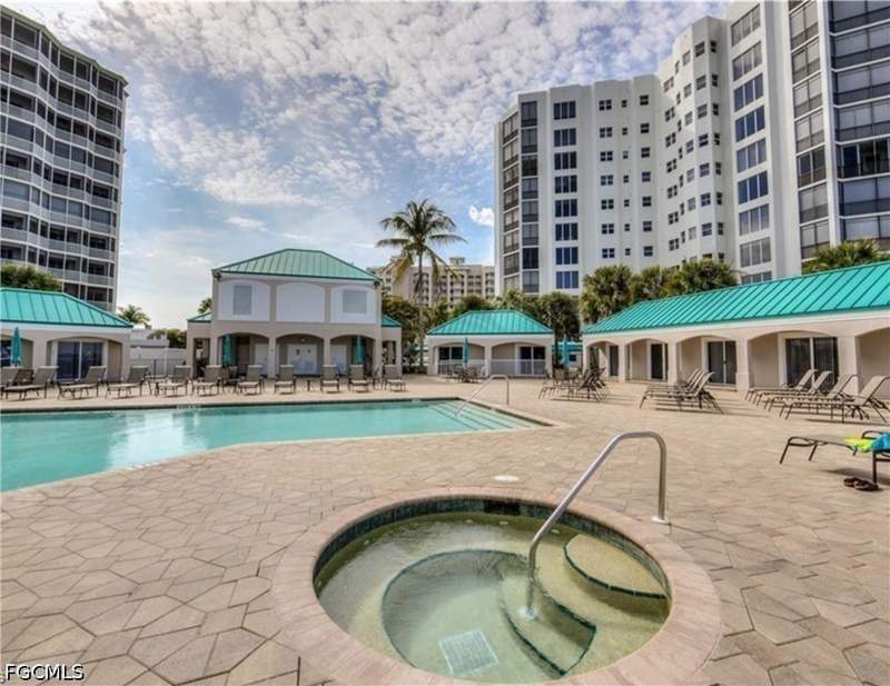 3 bedroom Condominium at 4183 Bay Beach Ln 375, Waterside At Bay Beach, Fort Myers Beach — photo 2