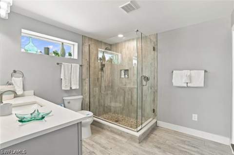 310 Madison Ct, Fort Myers Beach FL - photo 19 of 36