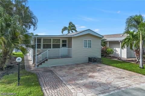 2105 Crystal Lake Dr, Naples FL - photo 9 of 43