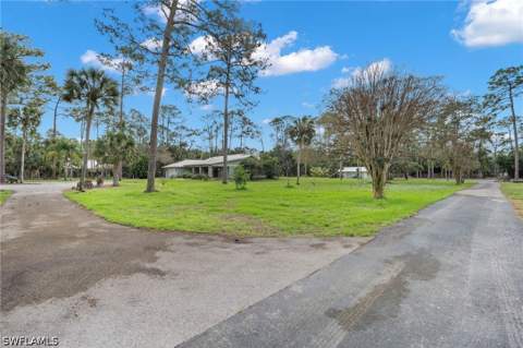 840 Jung Blvd W, Naples FL - photo 8 of 39