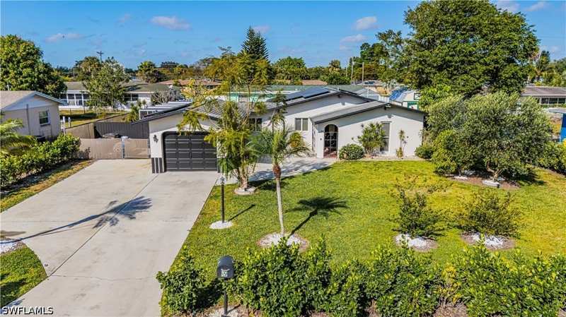 2 bedroom SingleFamilyResidence at 106 Starview Ave, Lehigh Acres, Lehigh Acres — photo 1