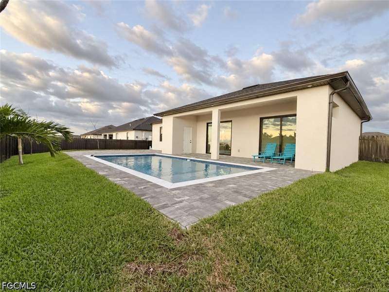 3 bedroom SingleFamilyResidence at 1420 Old Burnt Store Rd N, Cape Coral, Cape Coral — photo 2