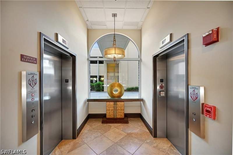 1 bedroom Condominium at 410 Bayfront Pl 2409, Bayfront, Naples — photo 2