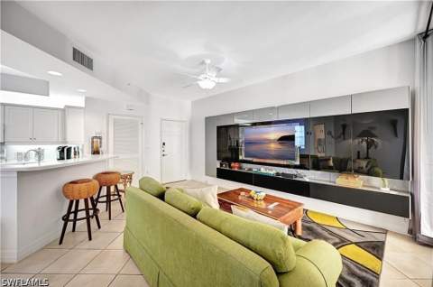 410 Bayfront Pl 2409, Naples FL - photo 7 of 30