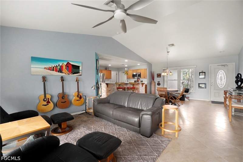 3 bedroom SingleFamilyResidence at 2837 NW 27th Pl, Cape Coral, Cape Coral — photo 5
