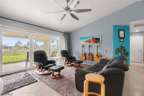 2837 NW 27th Pl, Cape Coral FL - photo 7 of 26