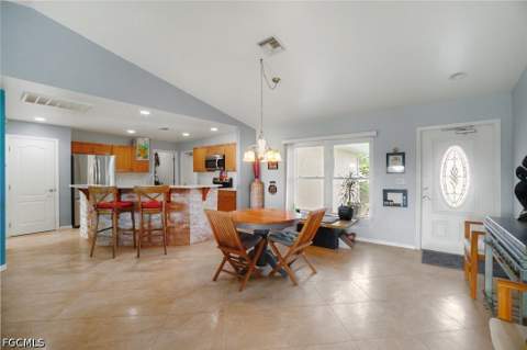 2837 NW 27th Pl, Cape Coral FL - photo 8 of 26