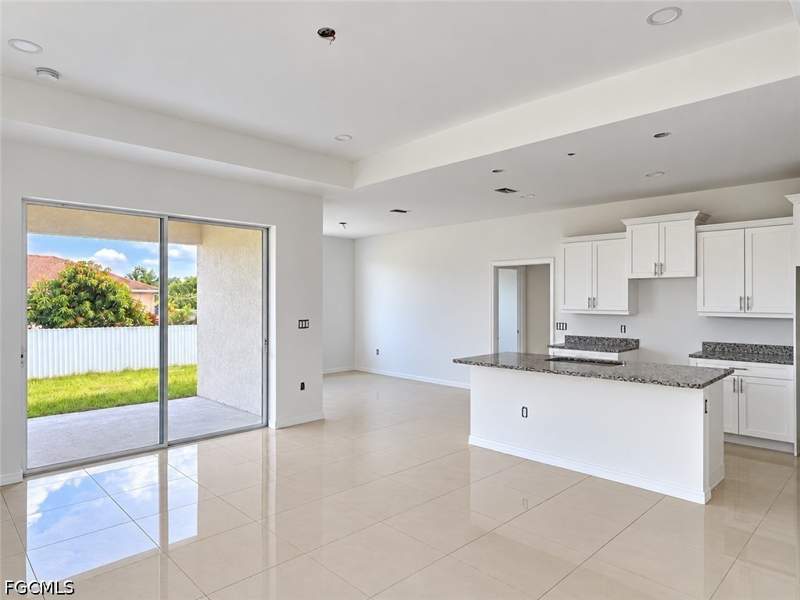 3 bedroom SingleFamilyResidence at 3732 11th St W, Lehigh Acres, Lehigh Acres — photo 2