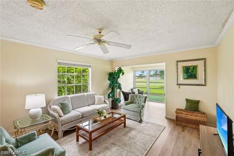 315 Saint Andrews Blvd D5, Naples FL - photo 10 of 38