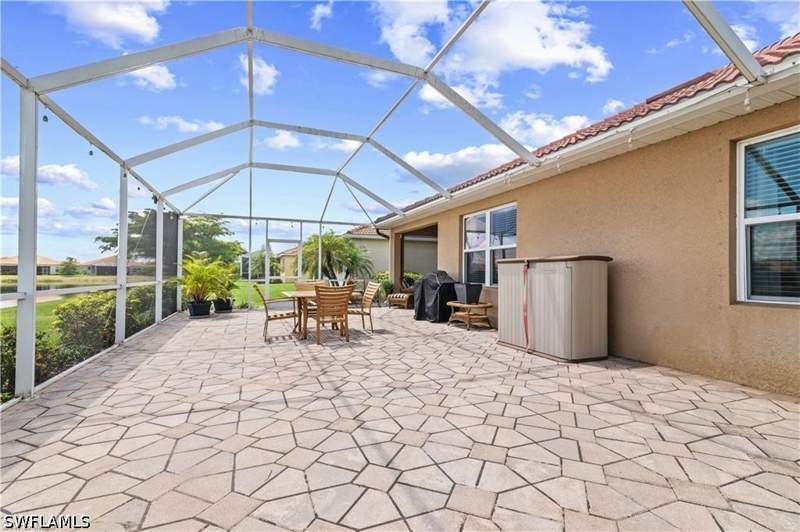 4 bedroom SingleFamilyResidence at 3118 Apple Blossom Dr, Cascades, Alva — photo 2