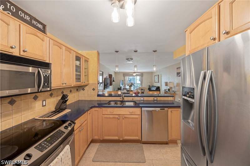 3 bedroom Condominium at 9395 Pennsylvania Ave 3, Spanish Harbor, Bonita Springs — photo 5