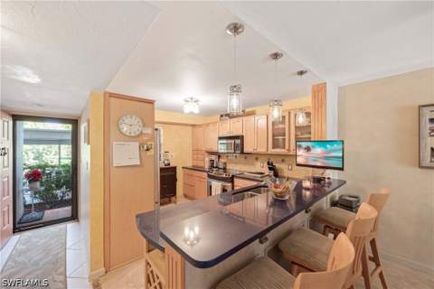 9395 Pennsylvania Ave 3, Bonita Springs FL - photo 8 of 43