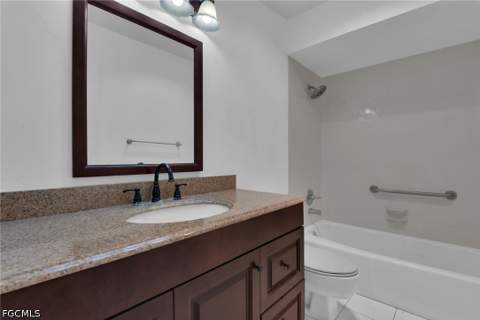 1381 N Brandywine Cir, Fort Myers FL - photo 24 of 41