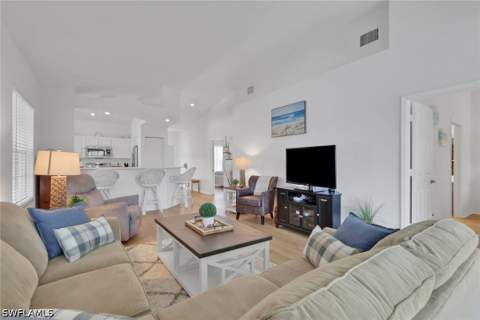 680 Wiggins Lake Dr 202, Naples FL - photo 12 of 28
