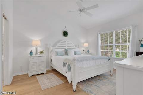680 Wiggins Lake Dr 202, Naples FL - photo 7 of 28