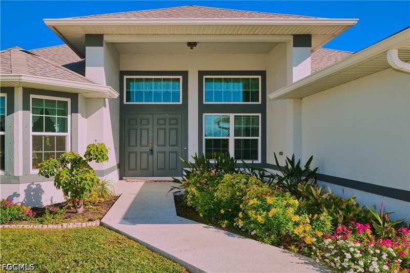 3 bedroom SingleFamilyResidence at 1411 SW 1st St, Cape Coral, Cape Coral — photo 1