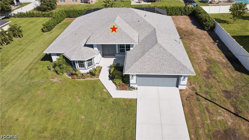 3 bedroom SingleFamilyResidence at 1411 SW 1st St, Cape Coral, Cape Coral — photo 5