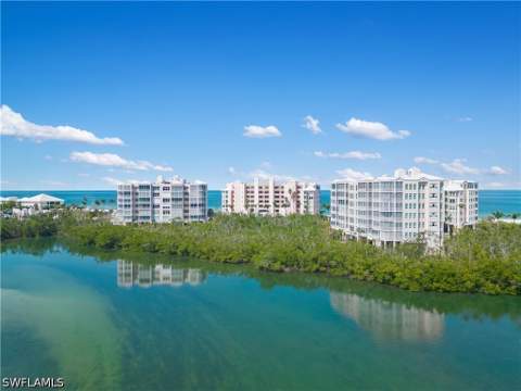 267 Barefoot Beach Blvd 303, Bonita Springs FL - photo 24 of 42