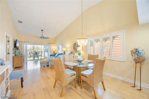 6650 Beach Resort Dr 16, Naples FL - photo 6 of 28