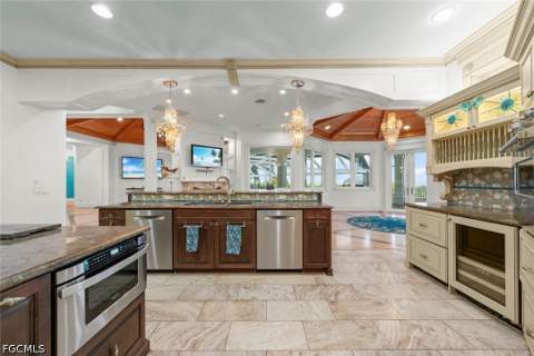 4725 Rue Belle Mer, Sanibel FL - photo 8 of 42