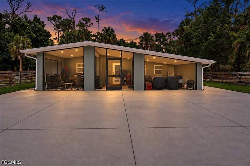 3 bedroom SingleFamilyResidence at 17671 Palm Creek Dr, North Fort Myers, North Fort Myers — photo 1