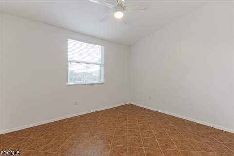 15401 Bellamar Cir 621, Fort Myers FL - photo 9 of 18