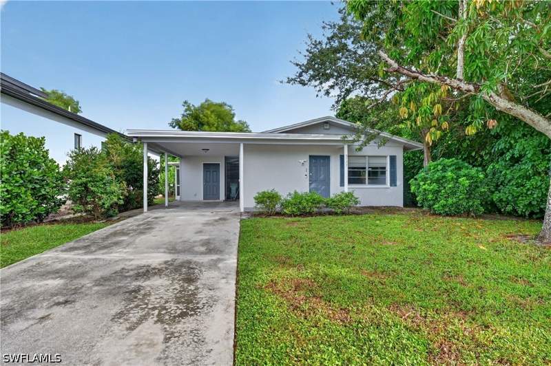 3 bedroom SingleFamilyResidence at 3177 Woodside Ave, Hallendale, Naples — photo 2