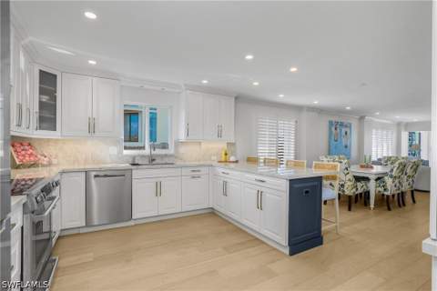 1717 Gulf Shore Blvd N 101, Naples FL - photo 17 of 47