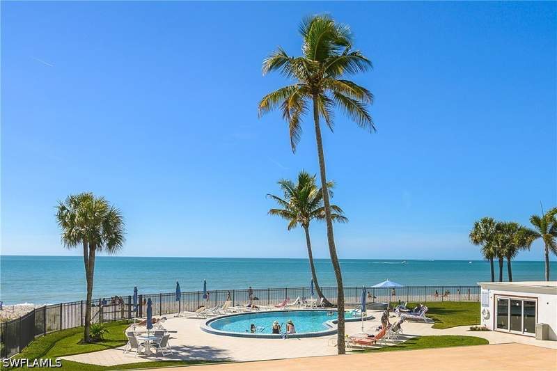 3 bedroom Condominium at 1717 Gulf Shore Blvd N 101, Embassy Club, Naples — photo 3