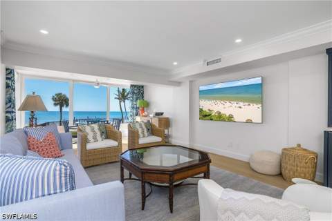 1717 Gulf Shore Blvd N 101, Naples FL - photo 8 of 47