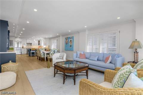 1717 Gulf Shore Blvd N 101, Naples FL - photo 9 of 47