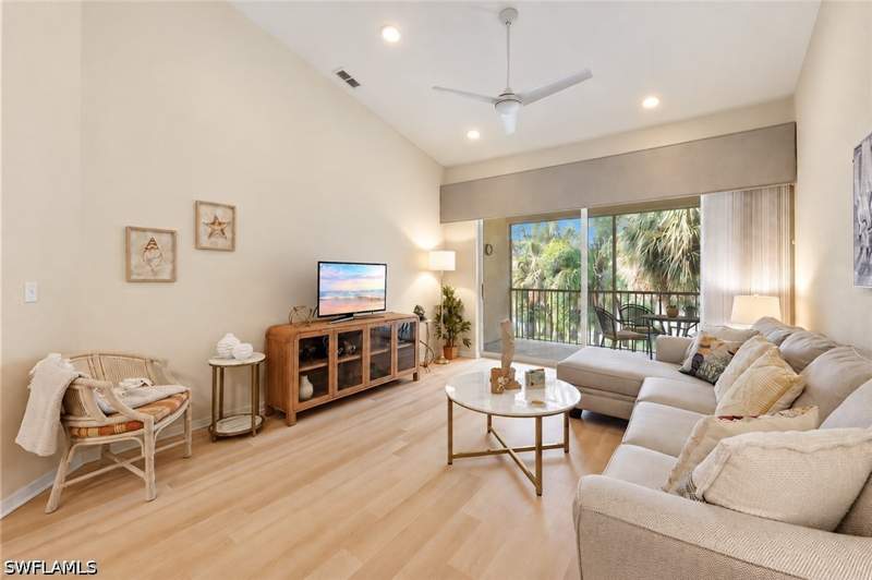2 bedroom Condominium at 1240 Sarah Jean Cir 205, Westgate At Imperial Golf Estates, Naples — photo 4