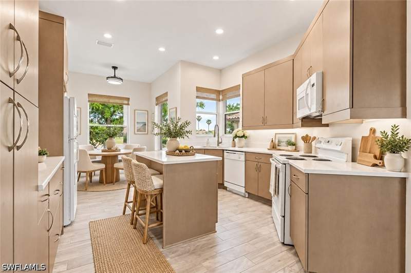 2 bedroom SingleFamilyResidence at 16360 Willowcrest Way, Lexington Country Club, Fort Myers — photo 2