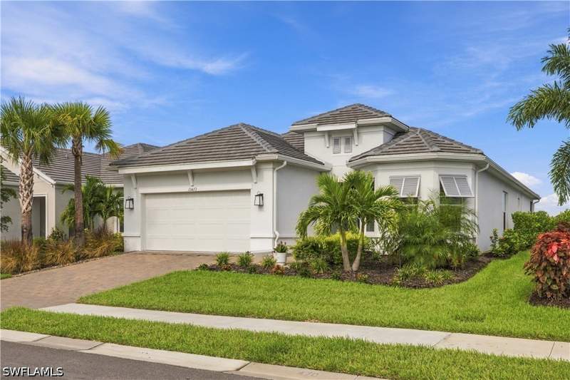 3 bedroom SingleFamilyResidence at 15673 Triesta Ln, Esplanade By The Islands, Naples — photo 2
