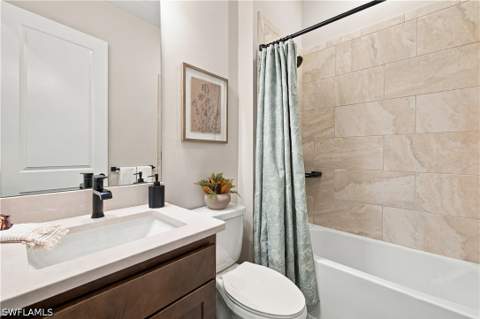 15673 Triesta Ln, Naples FL - photo 6 of 38