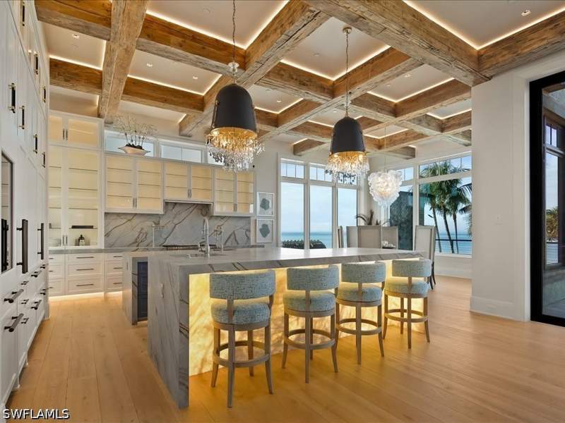 5 bedroom SingleFamilyResidence at 7409 Bay Colony Dr, Strand At Bay Colony, Naples — photo 5
