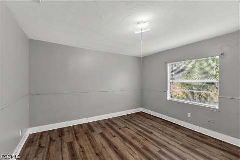 1718 Sunset Pl, Fort Myers FL - photo 10 of 27