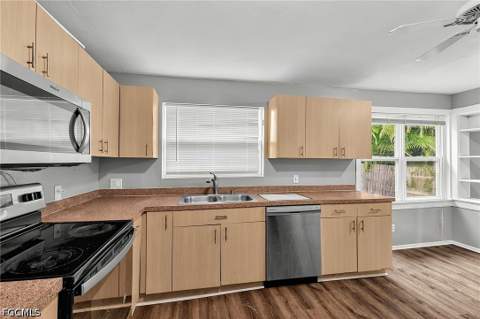 1718 Sunset Pl, Fort Myers FL - photo 12 of 27