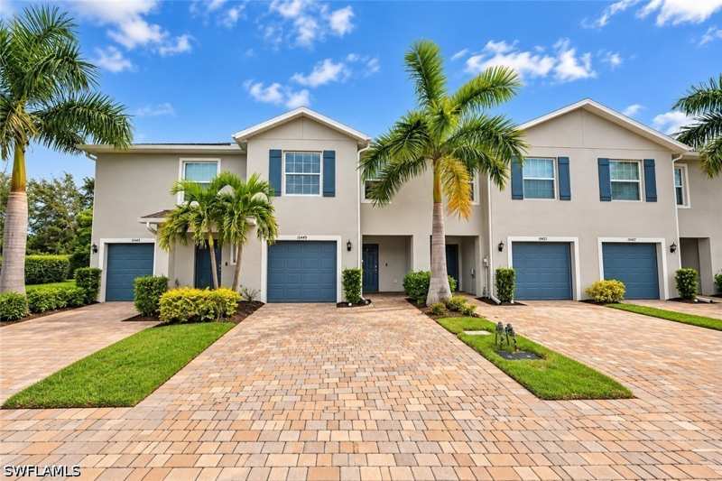 3 bedroom Townhouse at 15449 Wildflower Cir, Meadowood, Naples — photo 1