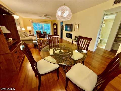 200 Valley Stream Dr 4B, Naples FL - photo 6 of 21