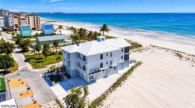 6 bedroom SingleFamilyResidence at 61 Mango St, Seagrape, Fort Myers Beach — photo 1
