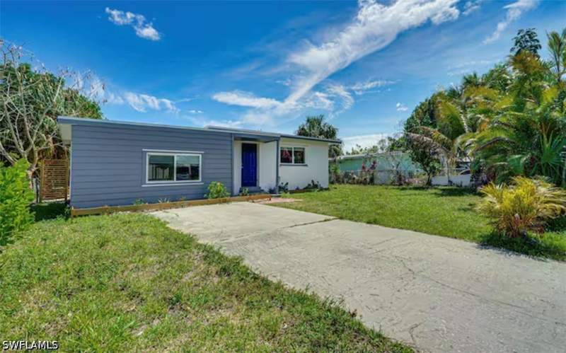4 bedroom SingleFamilyResidence at 3067 Royal Palm Ave, Mead Villas, Fort Myers — photo 2
